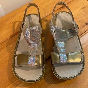 Alegria Leather Metallic Gold